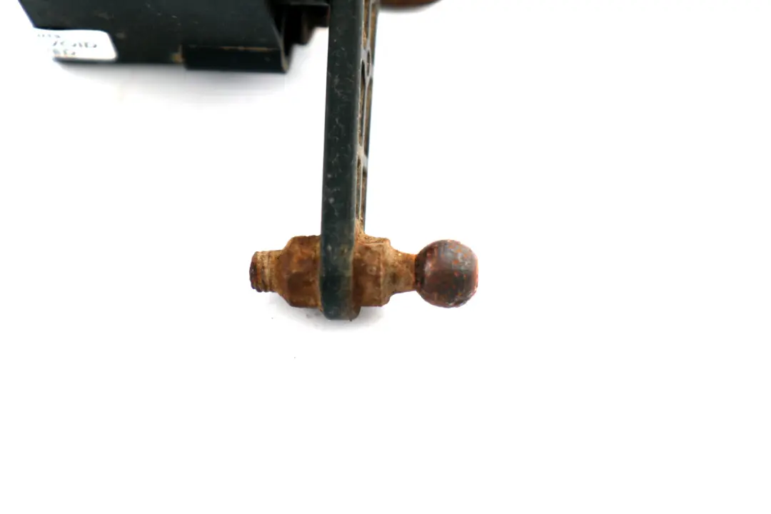 Headlight Light Level Sensor Rear to BMW X3 Series E83 Xenon with Part number 3413199 BMW X3 Series E83 Xenon Headlight Light Level Sensor Rear - SKU 3413199 - Part number 3413199