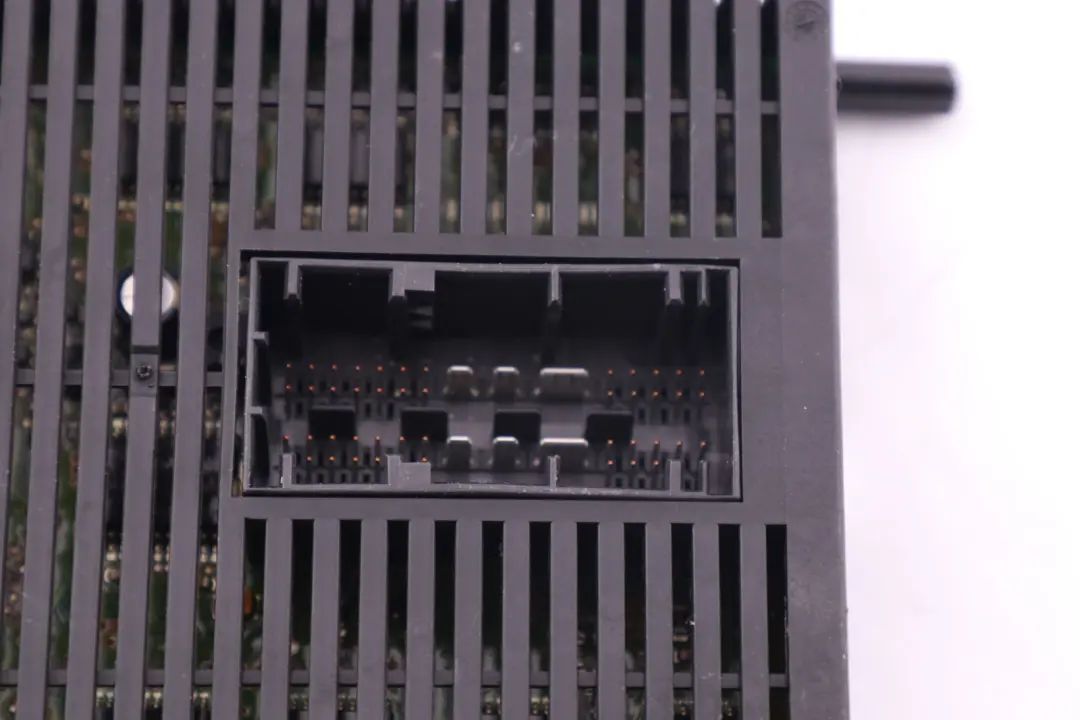 Modulo Di Controllo Luci BMW E83 Lear LM MAN.LWR 6131 per con numero di parte 3413318 Modulo Di Controllo Luci BMW E83 Lear LM MAN.LWR 6131 - SKU 3413318 - Numero di parte 3413318