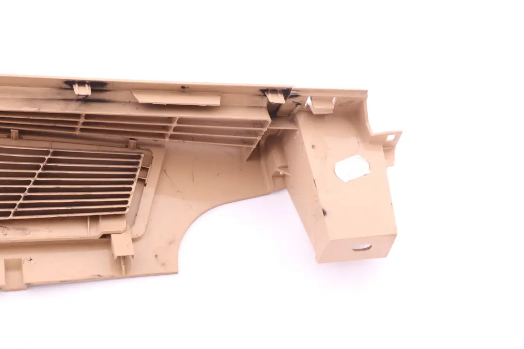 Lateral Trunk Floor Vent Louvre Sandbeige Beige Right O/S to BMW X3 Series E83 with Part number 3413370 BMW X3 Series E83 Lateral Trunk Floor Vent Louvre Sandbeige Beige Right O/S - SKU 3413370 - Part number 3413370