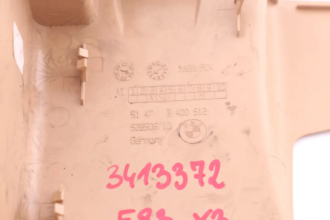 Abdeckung Gurtautomat rechts SANDBEIGE BEIGE 3400512 für BMW X3 er E83 mit Teilenummer 3413372 BMW X3 er E83 Abdeckung Gurtautomat rechts SANDBEIGE BEIGE 3400512 - SKU 3413372 - Teilenummer 3413372