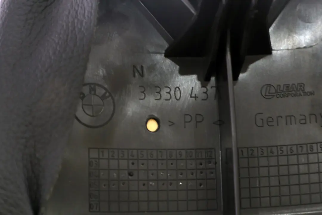 Left N/S Lateral Panel Trim Black Leather 3330437 to BMW X3 Series E83 Rear Seat with Part number 3413571 BMW X3 Series E83 Rear Seat Left N/S Lateral Panel Trim Black Leather 3330437 - SKU 3413571-1 - Part number 3413571