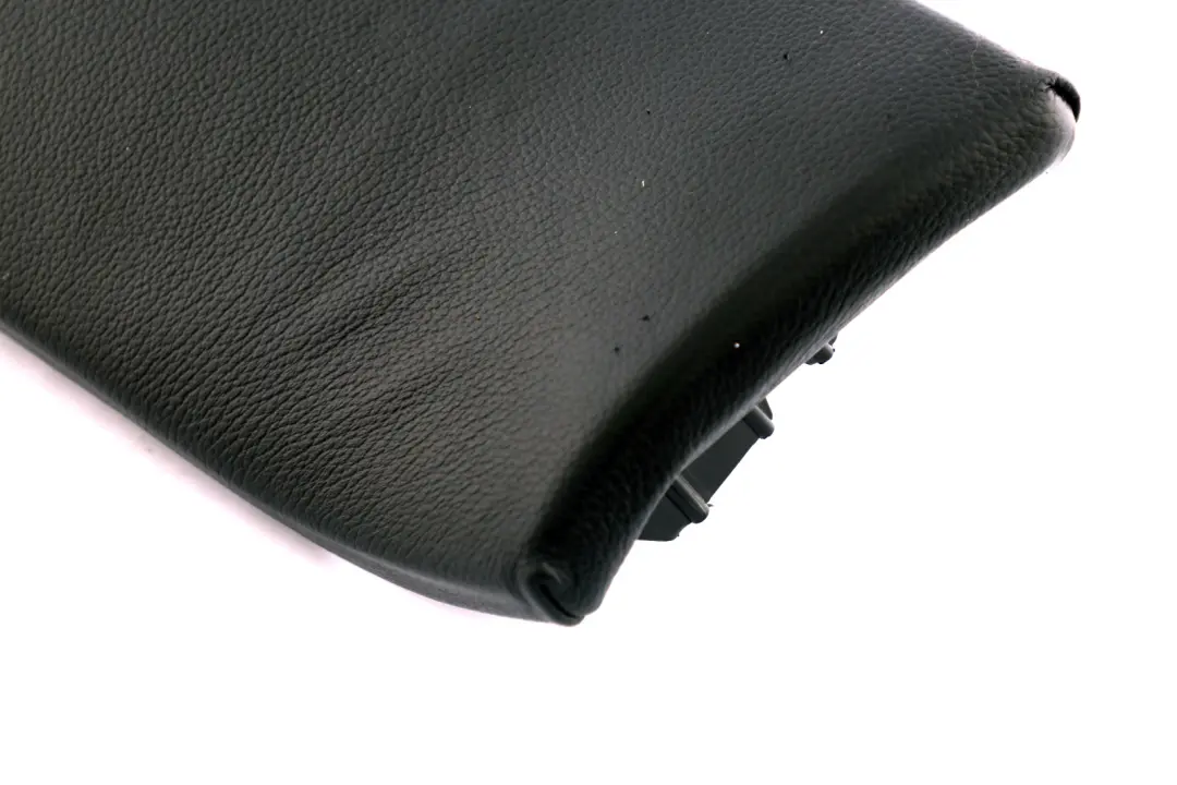 Left N/S Lateral Trim Panel Black Leather 3330437 to BMW X3 Series E83 Rear Seat with Part number 5220 3413571 BMW X3 Series E83 Rear Seat Left N/S Lateral Trim Panel Black Leather 3330437 - SKU 3413571 - Part number 5220 3413571