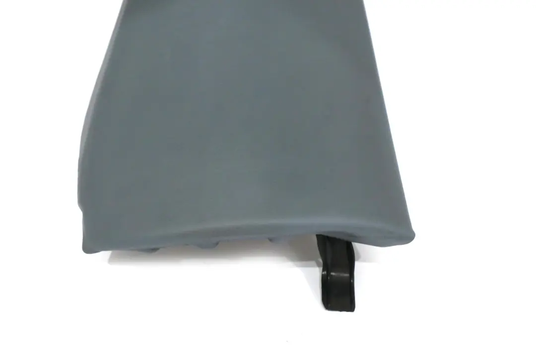 Sedile Posteriore SX Laterale Grigio Blu Pelle per BMW X3 E83 con numero di parte 3330437 BMW X3 E83 Sedile Posteriore SX Laterale Grigio Blu Pelle - SKU 3413575 - Numero di parte 3330437