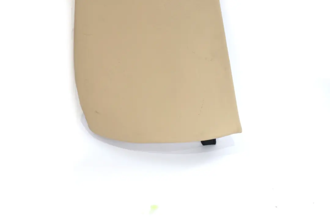 Beige Side Finisher Corner Leather Rear Seat Left N/S 3330437 to BMW E83 with Part number 3413577 BMW E83 Beige Side Finisher Corner Leather Rear Seat Left N/S 3330437 - SKU 3413577 - Part number 3413577