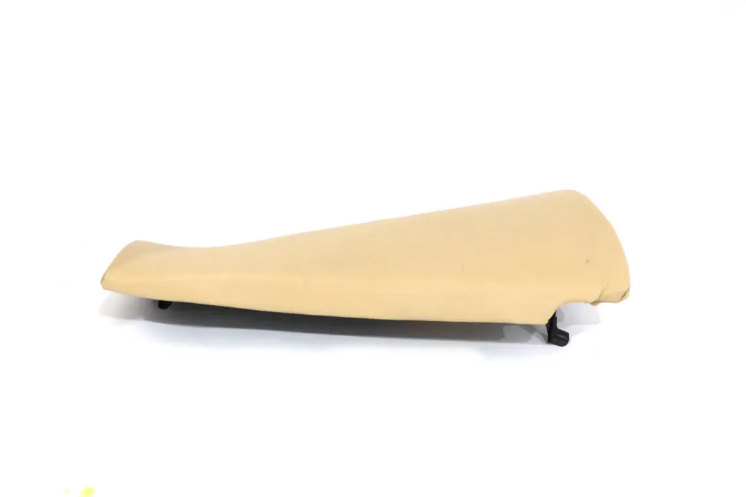 Finitura Laterale Beige Angolo Pelle Sedile Posteriore Sinistro 3330437 per BMW E83 con numero di parte 3413577 BMW E83 Finitura Laterale Beige Angolo Pelle Sedile Posteriore Sinistro 3330437 - SKU 3413577 - Numero di parte 3413577
