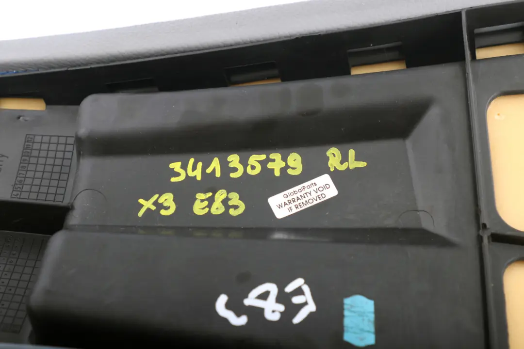 BMW E83 Asiento Trasero Izquierdo Panel Lateral Cuero Gris - SKU 3413579 - Número de pieza 3330437