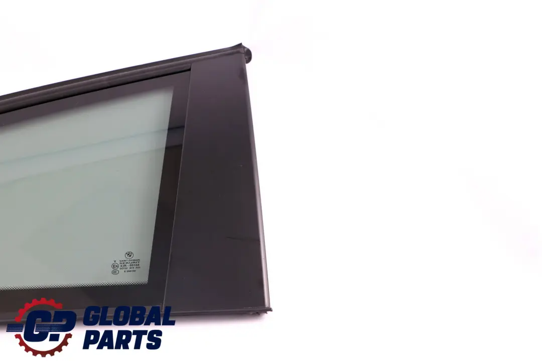 Finestrino Nero Stretto Portiera Posteriore Destra AS3 per BMW X3 E83 LCI con numero di parte 3413912 BMW X3 E83 LCI Finestrino Nero Stretto Portiera Posteriore Destra AS3 - SKU 3413912 - Numero di parte 3413912
