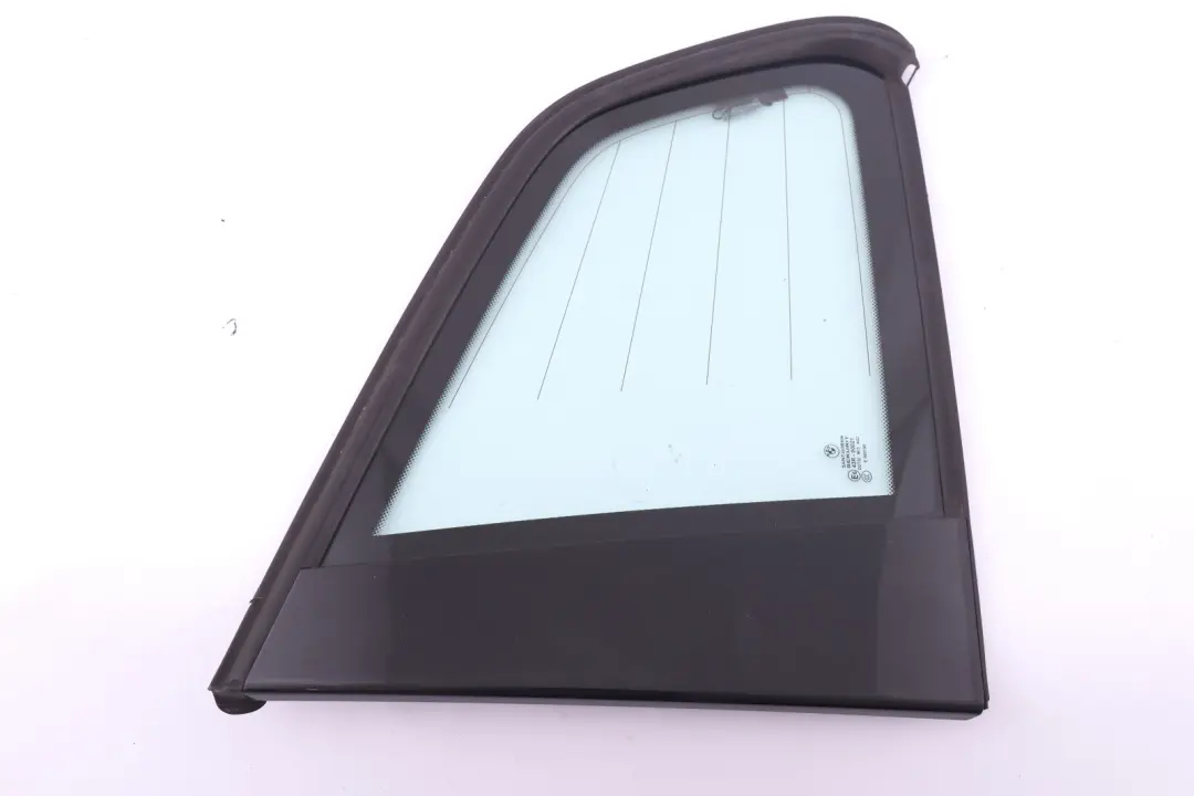 Vetro Laterale Verde Posteriore Sinistro AS2 Funzione TV Glanz per BMW X3 E83 con numero di parte 3413915 BMW X3 E83 Vetro Laterale Verde Posteriore Sinistro AS2 Funzione TV Glanz - SKU 3413915-1 - Numero di parte 3413915