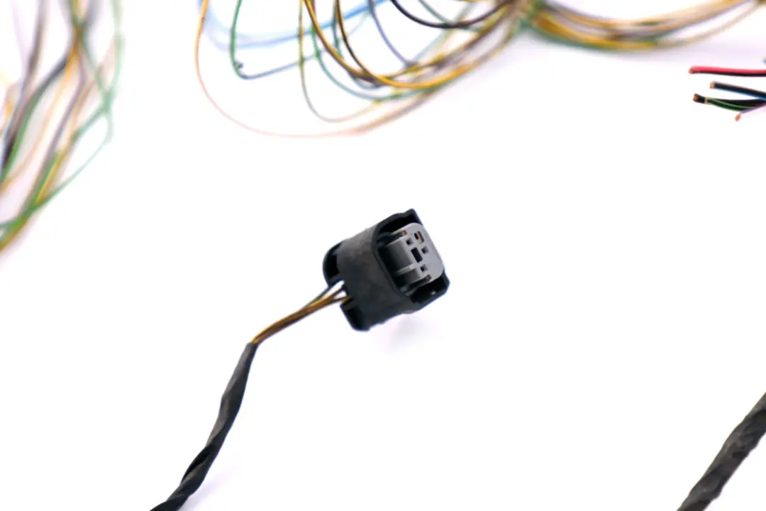 Cableado Arnés PDC Paragolpes Trasero para BMW X3 E83 con número de pieza 3413934 BMW X3 E83 Cableado Arnés PDC Paragolpes Trasero - SKU 3413934-1 - Número de pieza 3413934