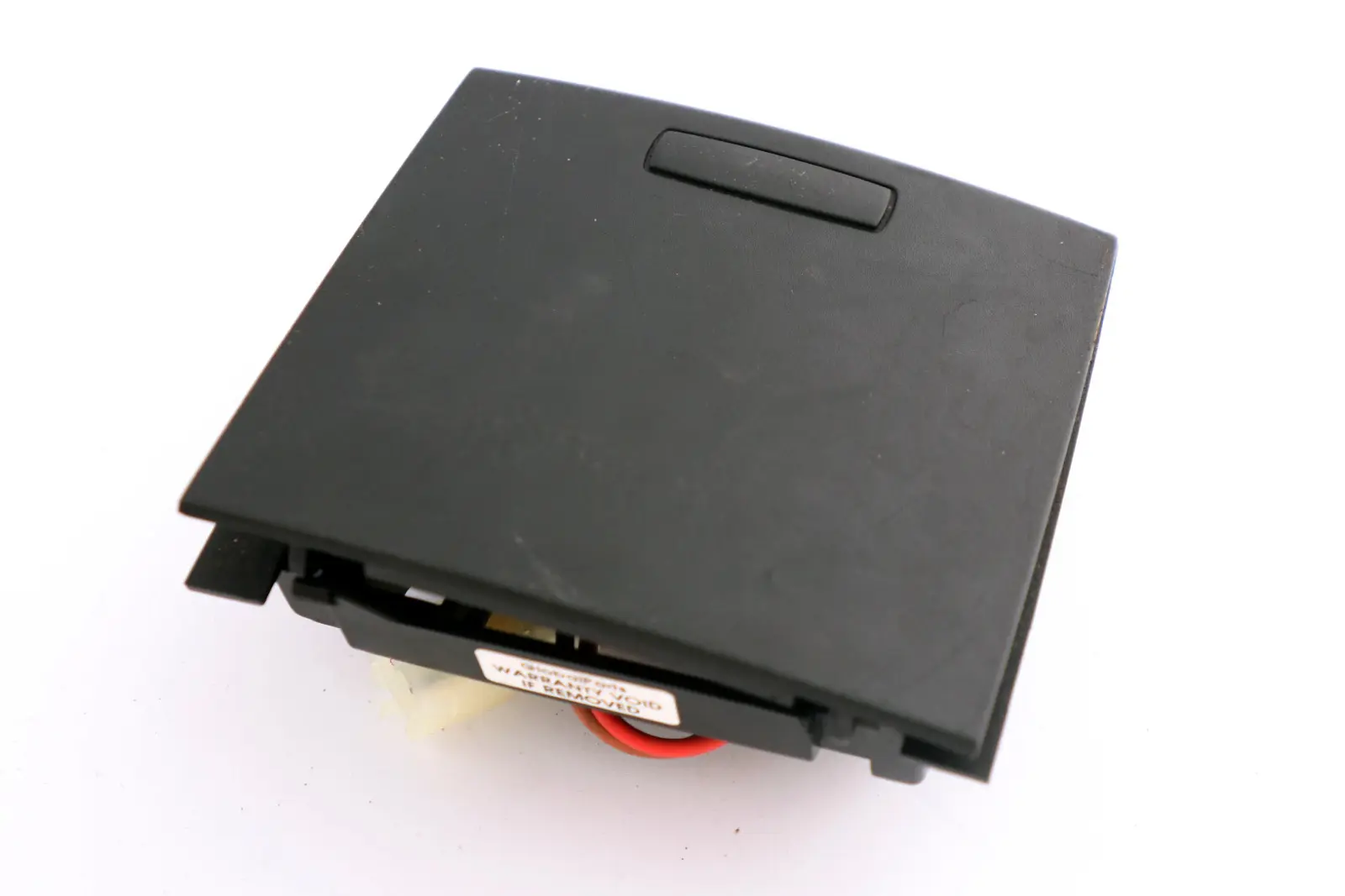 BMW X3 Cache Allume Cigare E83 3401978