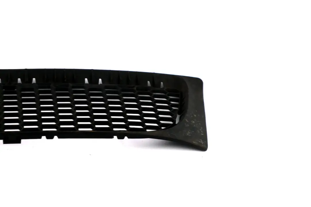 Front Bumper Lower Centre Grid Grille to BMW E83 M Sport with Part number 3414307 BMW E83 M Sport Front Bumper Lower Centre Grid Grille - SKU 3414307 - Part number 3414307