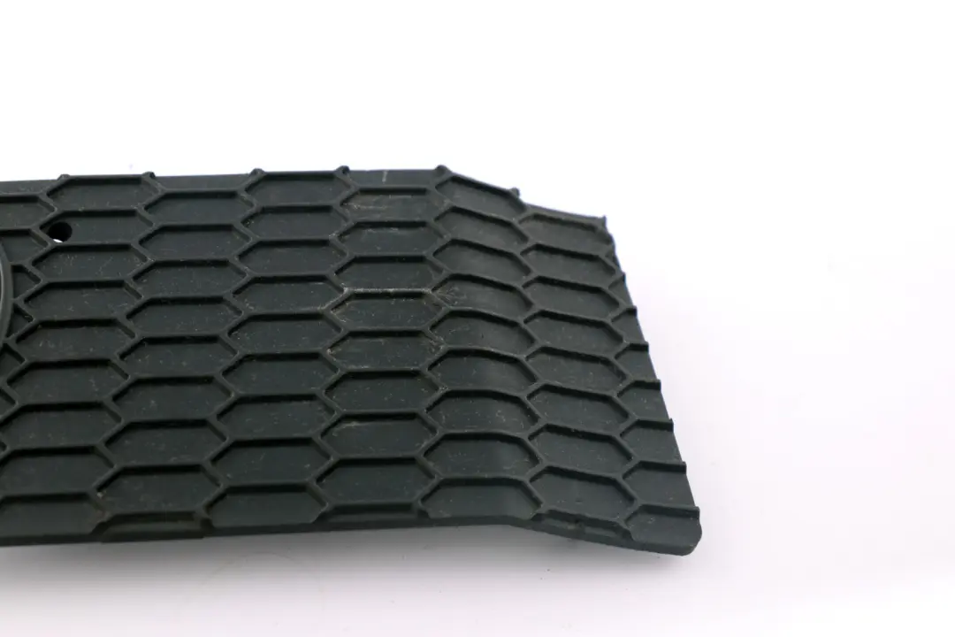 Paragolpes Delantero Tapa Faro Antiniebla Rejilla Derecha para BMW X3 E83 M Sport con número de pieza 3414312 BMW X3 E83 M Sport Paragolpes Delantero Tapa Faro Antiniebla Rejilla Derecha - SKU 3414312 - Número de pieza 3414312