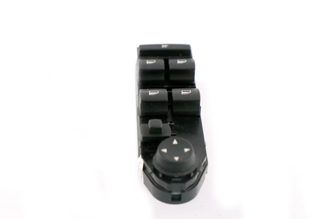 Interruptor Elevalunas Lado Conductor Negro para BMW X3 E83 con número de pieza 3414353 BMW X3 E83 Interruptor Elevalunas Lado Conductor Negro - SKU 3414353 - Número de pieza 3414353