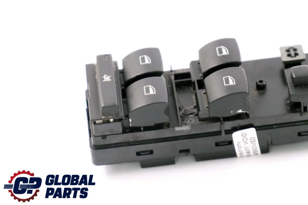 E83N LCI Interruttore alzacristalli lato guida Nero per BMW X3 E83 con numero di parte 3414354 BMW X3 E83 E83N LCI Interruttore alzacristalli lato guida Nero - SKU 3414354 - Numero di parte 3414354