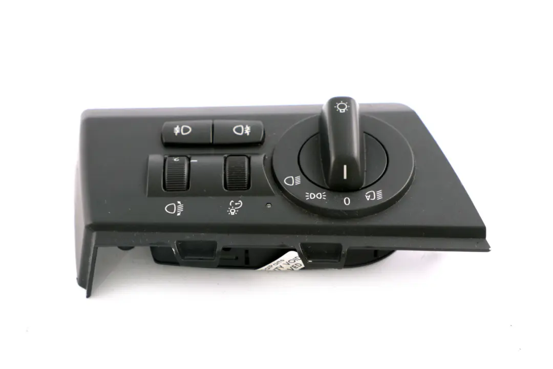 Luz Faro Elemento de Control Panel Interruptor para BMW X3 E83 con número de pieza 3415108 BMW X3 E83 Luz Faro Elemento de Control Panel Interruptor - SKU 3415108 - Número de pieza 3415108