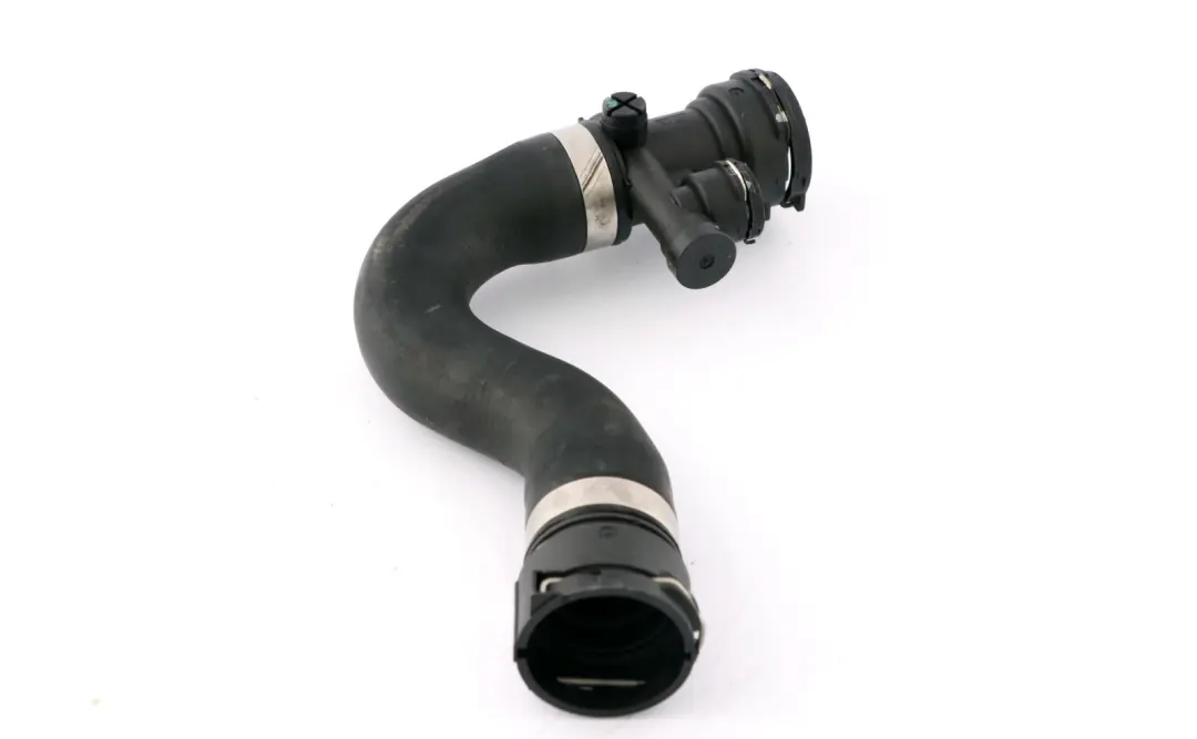N52N Engine Cooling Radiator Coolant Water Hose to BMW X3 E83 LCI with Part number 3415433 BMW X3 E83 LCI N52N Engine Cooling Radiator Coolant Water Hose - SKU 3415433 - Part number 3415433