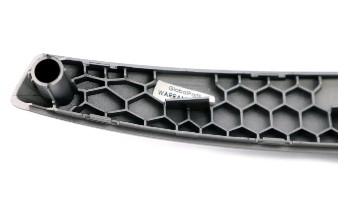 Striscia Rivestimento Maniglia Porta Superiore Sinistra Titan 3403853 per BMW X3 E83 con numero di parte 3415539 BMW X3 E83 Striscia Rivestimento Maniglia Porta Superiore Sinistra Titan 3403853 - SKU 3415539-2 - Numero di parte 3415539