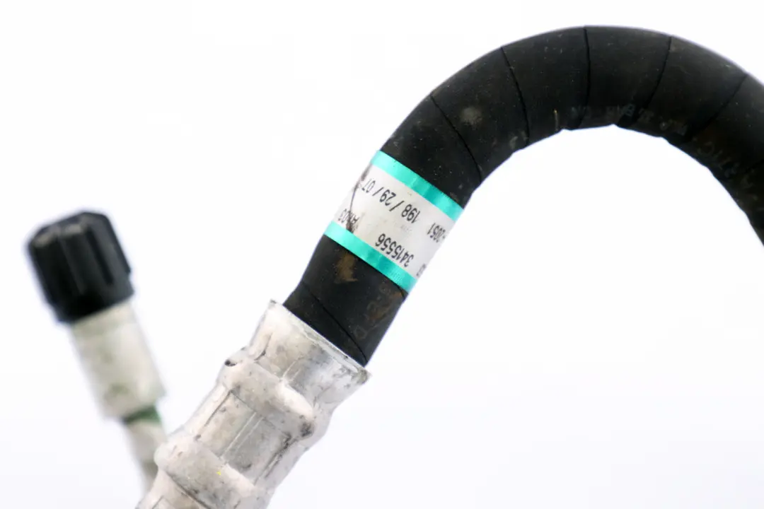 Tuyau de pression compresseur condensateur pour BMW X3 E83 LCI à propos du numéro de pièce 3415556 BMW X3 E83 LCI Tuyau de pression compresseur condensateur - SKU 3415556 - Numéro de pièce 3415556