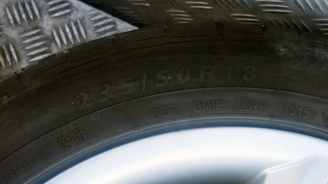 Complete Set 4x Wheel with Tyres 18" M double spoke 192 to BMW X3 Series E83 with Part number 3415614 BMW X3 Series E83 Complete Set 4x Wheel with Tyres 18" M double spoke 192 - SKU 3415614 - Part number 3415614