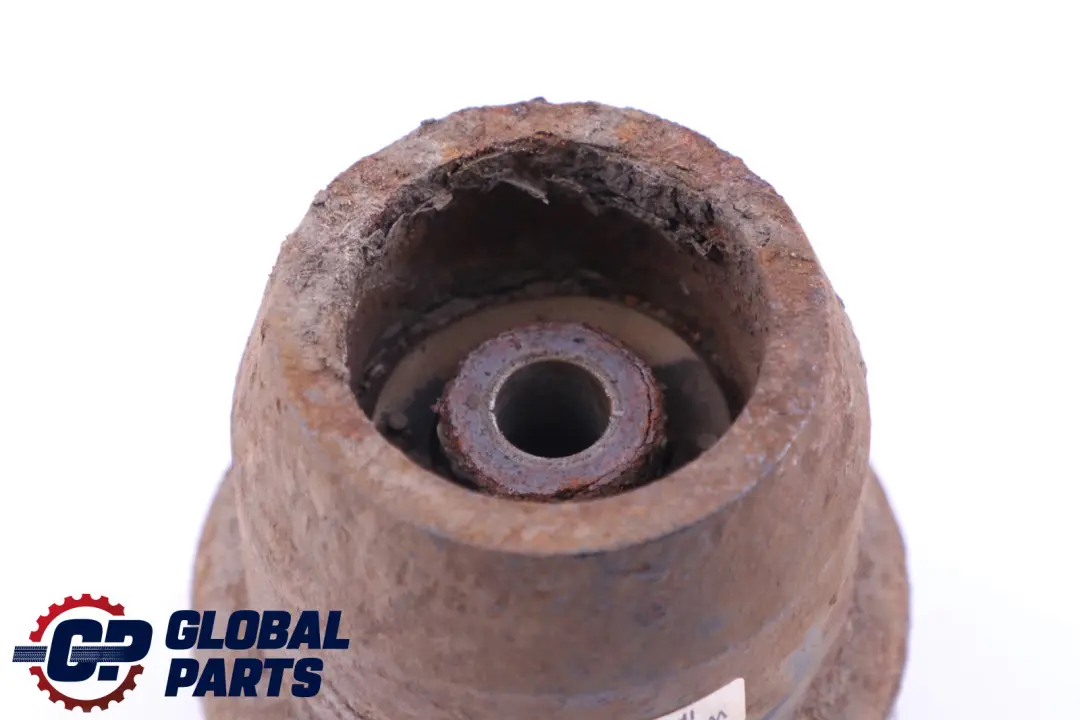 M47N2 Diesel Schwingungstilger Droite 3330 pour BMW X3 E83 2.0d à propos du numéro de pièce 3415630 BMW X3 E83 2.0d M47N2 Diesel Schwingungstilger Droite 3330 - SKU 3415630 - Numéro de pièce 3415630