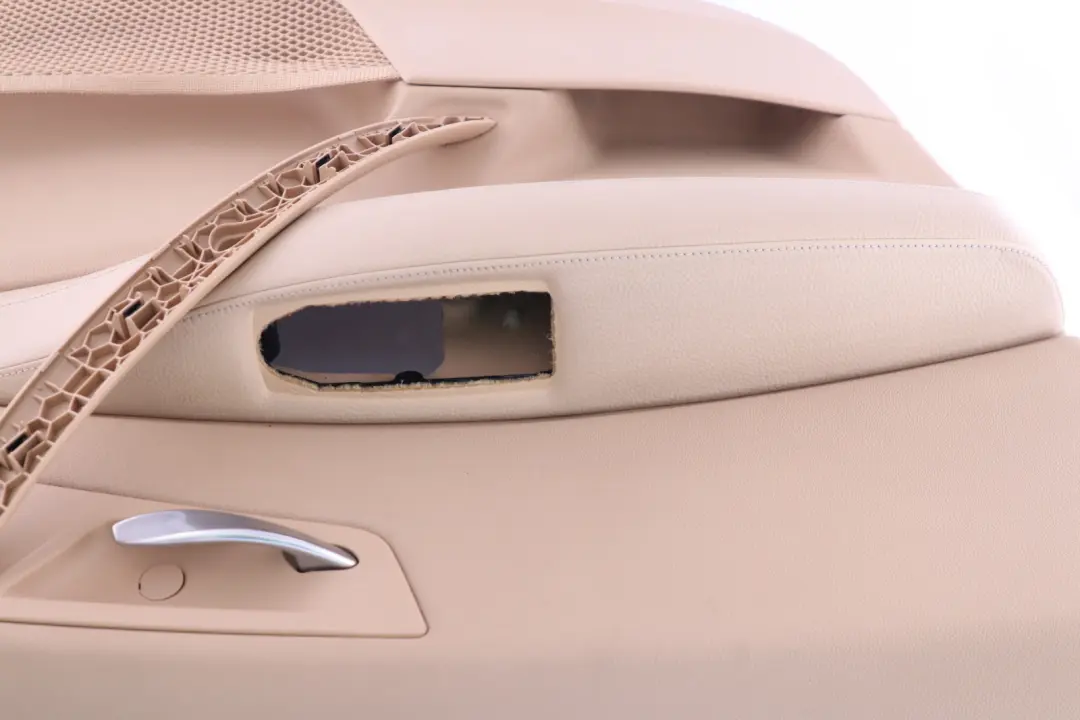 Front Left N/S Door Card Lining Leather Sandbeige Beige to BMW X3 Series E83 with Part number 3415835 BMW X3 Series E83 Front Left N/S Door Card Lining Leather Sandbeige Beige - SKU 3415835 - Part number 3415835