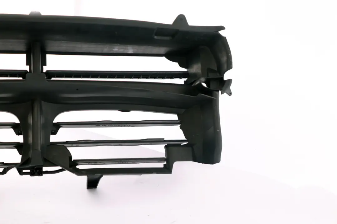 Panel Conducto De Aire Aletas De Refrigeración Superior para BMW X3 E83 con número de pieza 3415851 BMW X3 E83 Panel Conducto De Aire Aletas De Refrigeración Superior - SKU 3415851 - Número de pieza 3415851