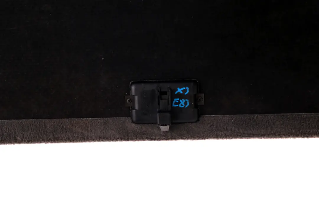 Wykładzina Podłogowa Bagażnika Basaltgrau do BMW E83 o numerze 3416370 BMW E83 Wykładzina Podłogowa Bagażnika Basaltgrau - SKU 3416370 - Numer Części 3416370