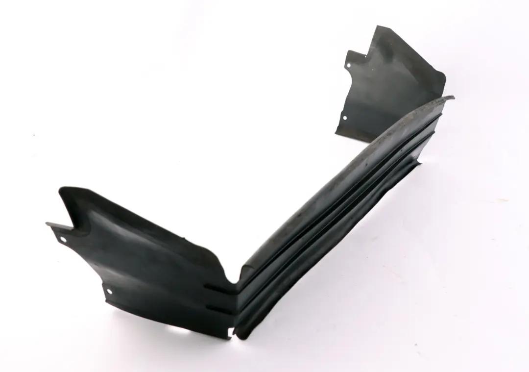 Guide Air Gaine D'Alimentation Garniture De Radiateur pour BMW X3 E83 LCI à propos du numéro de pièce 3416419 BMW X3 E83 LCI Guide Air Gaine D'Alimentation Garniture De Radiateur - SKU 3416419 - Numéro de pièce 3416419