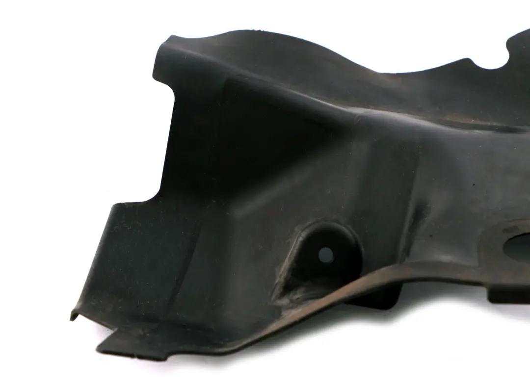 E83N Conduit d'air pare-chocs avant droit pour BMW X3 E83 LCI à propos du numéro de pièce 3416426 BMW X3 E83 LCI E83N Conduit d'air pare-chocs avant droit - SKU 3416426 - Numéro de pièce 3416426