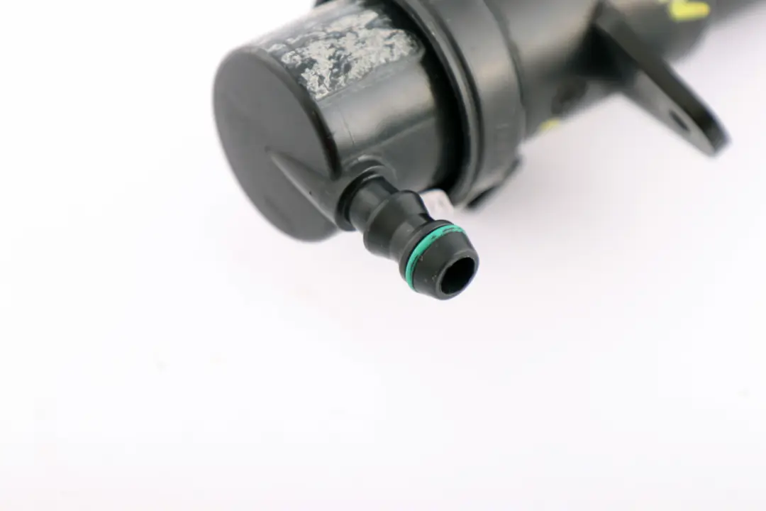 Front Lamp Headlight Lamp Cleaning Spray Nozzle Right O/S to BMW X3 E83 LCI with Part number 3416468 BMW X3 E83 LCI Front Lamp Headlight Lamp Cleaning Spray Nozzle Right O/S - SKU 3416468 - Part number 3416468