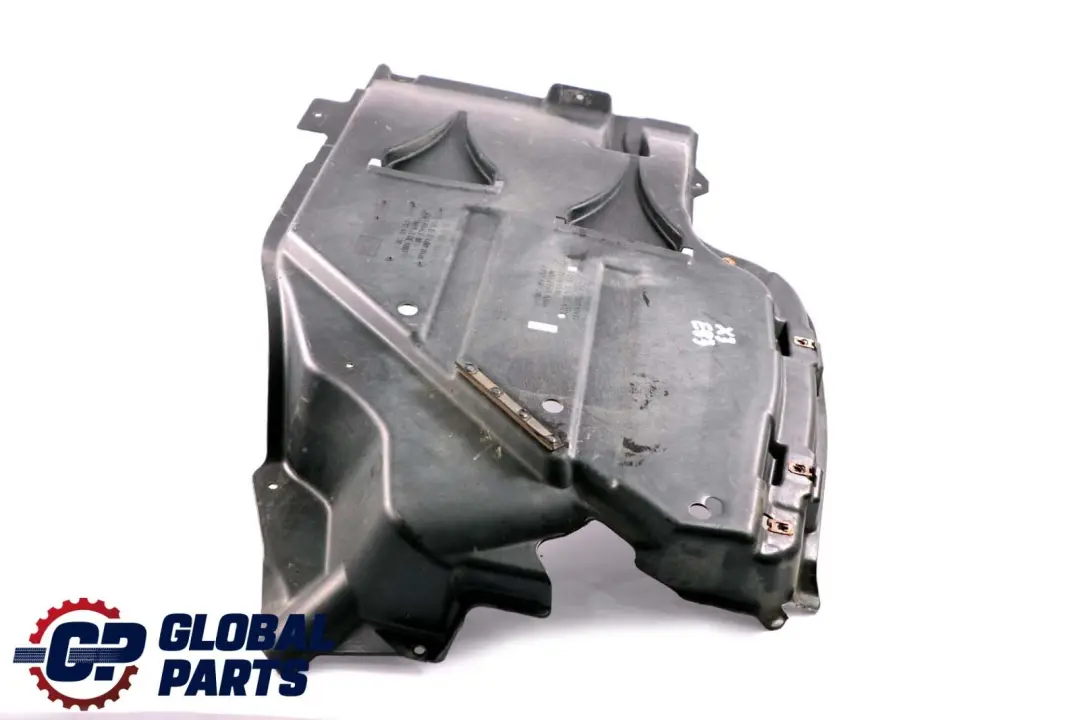 E83N LCI Cubierta deposito escudo proteccion derecha para BMW X3 E83 con número de pieza 51473417403 BMW X3 E83 E83N LCI Cubierta deposito escudo proteccion derecha - SKU 3417403 - Número de pieza 51473417403