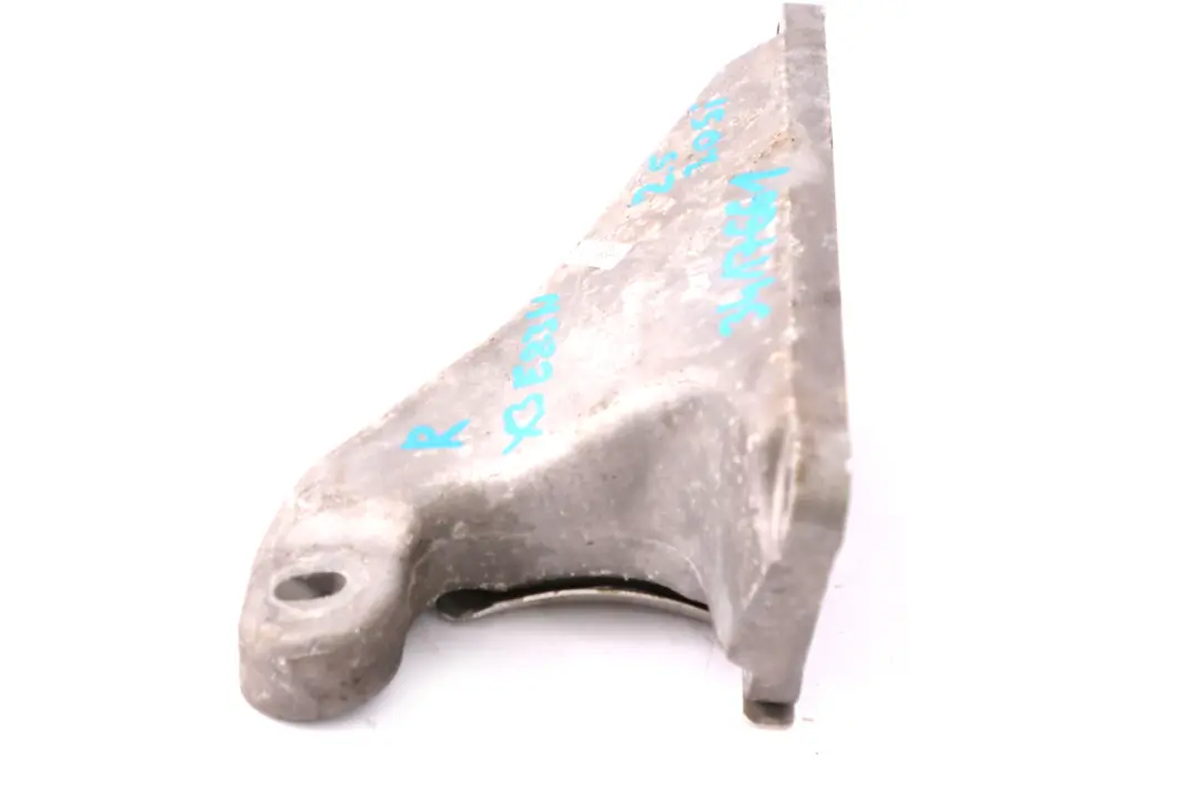 N52N Engine Supporting Mounting Bracket Right O/S 3415180 to BMW X3 E83 LCI with Part number 3417661 BMW X3 E83 LCI N52N Engine Supporting Mounting Bracket Right O/S 3415180 - SKU 3417661 - Part number 3417661