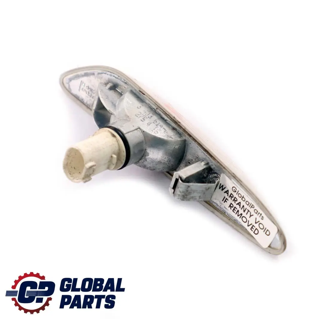 Clignotant Latéral Supplémentaire Blanc Droit pour BMW X3 E83 à propos du numéro de pièce 3418448 BMW X3 E83 Clignotant Latéral Supplémentaire Blanc Droit - SKU 3418448-1 - Numéro de pièce 3418448