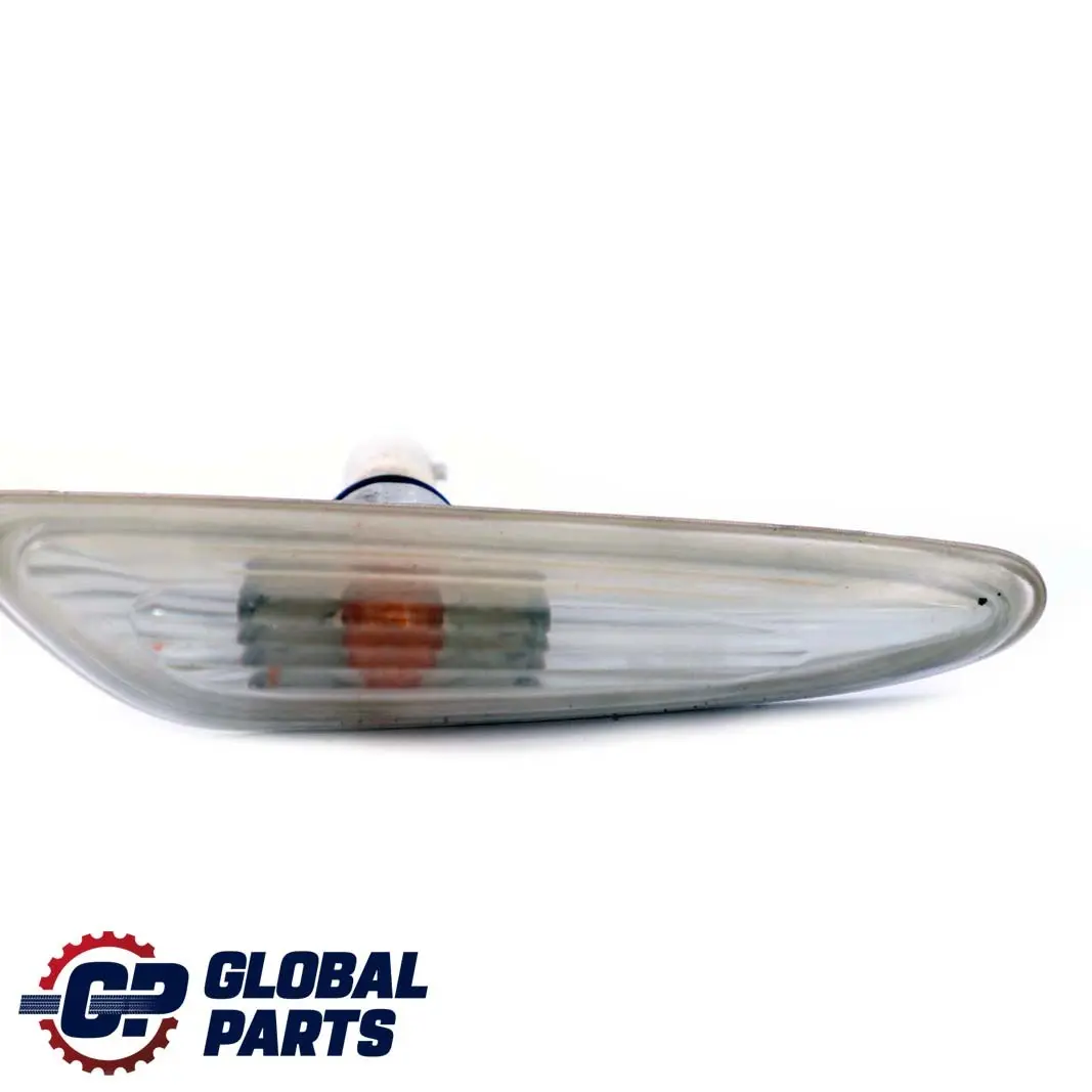 Luz Intermitente Lateral Adicional Blanca Derecha para BMW X3 E83 con número de pieza 3418448 BMW X3 E83 Luz Intermitente Lateral Adicional Blanca Derecha - SKU 3418448-1 - Número de pieza 3418448