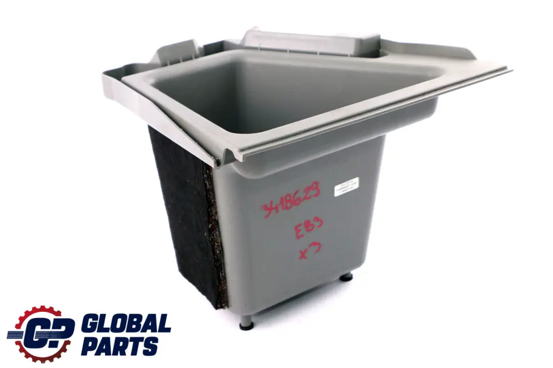 Maletero Tapa Compartimento Bandeja Derecha Gris 3403537 para BMW E83 con número de pieza 3418629 BMW E83 Maletero Tapa Compartimento Bandeja Derecha Gris 3403537 - SKU 3418629 - Número de pieza 3418629