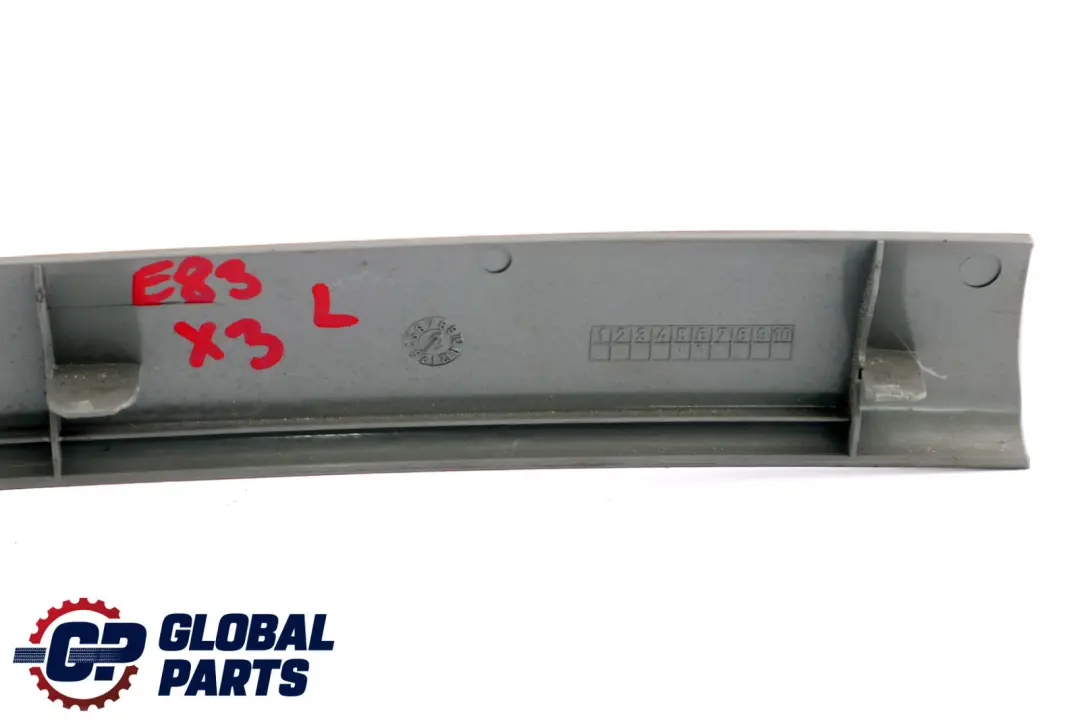 Maletero Tapa Izquierda Panel Gris 3330861 para BMW E83 con número de pieza 3418683 BMW E83 Maletero Tapa Izquierda Panel Gris 3330861 - SKU 3418683 - Número de pieza 3418683