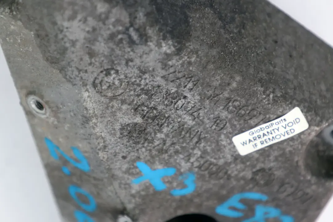 M47N2 Łapa Silnika Lewa do BMW X3 E83 o numerze 3418697 BMW X3 E83 M47N2 Łapa Silnika Lewa - SKU 3418697 - Numer Części 3418697