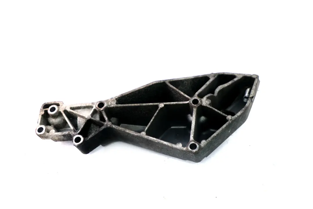 M47N2 Cuscinetto di Motore Supporto Motore SX per BMW X3 E83 2.0d con numero di parte 3418697 BMW X3 E83 2.0d M47N2 Cuscinetto di Motore Supporto Motore SX - SKU 3418697 - Numero di parte 3418697