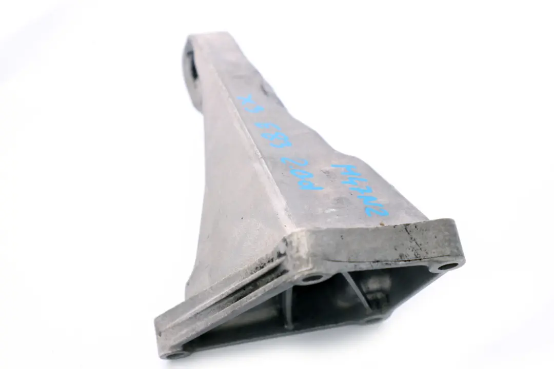 M47N2 Łapa wspornik silnika prawa do BMW X3 E83 2.0d o numerze 3418698 BMW X3 E83 2.0d M47N2 Łapa wspornik silnika prawa - SKU 3418698 - Numer Części 3418698