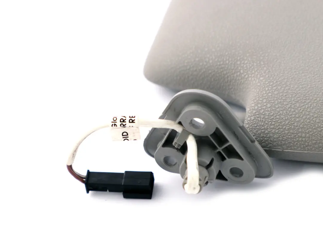 Osłona Przeciwsłoneczna Prawa Szara do BMW E83 o numerze 3418718 BMW E83 Osłona Przeciwsłoneczna Prawa Szara - SKU 3418718-1 - Numer Części 3418718