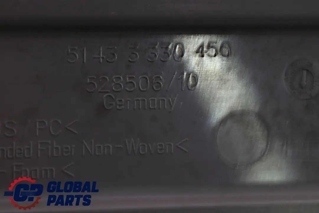 BMW E83 LCi Tapa Columna D Parabrisas Ventana Trim Derecha Gris 3330450 - SKU 3418754 - Número de pieza 3418754