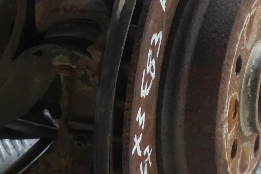 N47 Rear Left Suspension Leg Arm Brake Disc pour BMW X3 Series E83 2.0d à propos du numéro de pièce 3420501 BMW X3 Series E83 2.0d N47 Rear Left Suspension Leg Arm Brake Disc - SKU 3420501-2 - Numéro de pièce 3420501