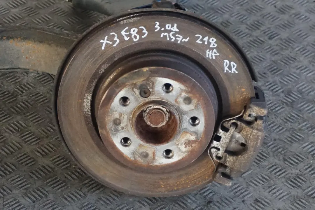 M57N2 Sospensione posteriore destra Braccio del freno a disco per BMW X3 E83 3.0d con numero di parte 3420502 BMW X3 E83 3.0d M57N2 Sospensione posteriore destra Braccio del freno a disco - SKU 3420502-1 - Numero di parte 3420502