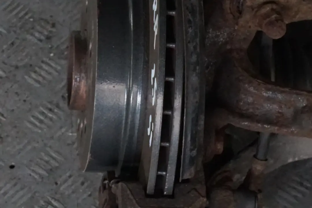 BMW E83 X3 2.0d N47 Zawieszenie Zwrotnica Wahacz - SKU 3420502-2 - Numer Części 3420502