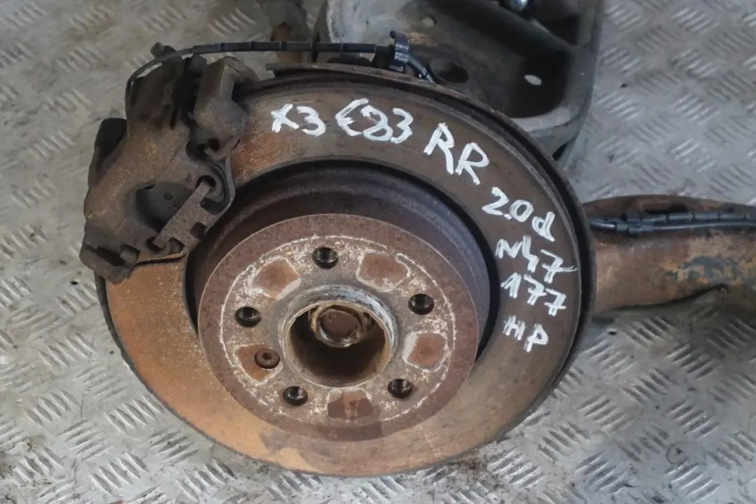 N47 Sospensione Posteriore Destra Braccio Freno Disco per BMW X3 Serie E83 2.0d con numero di parte 3420502 BMW X3 Serie E83 2.0d N47 Sospensione Posteriore Destra Braccio Freno Disco - SKU 3420502-2 - Numero di parte 3420502