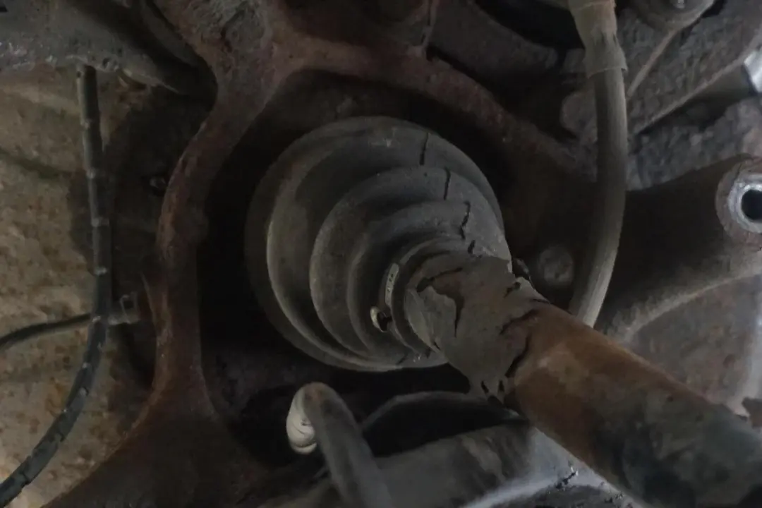 BMW X3 Reihe E83 2.0d N47 Längslenker Bremsscheibe Abtriebswelle Rechts - SKU 3420502-2 - Teilenummer 3420502
