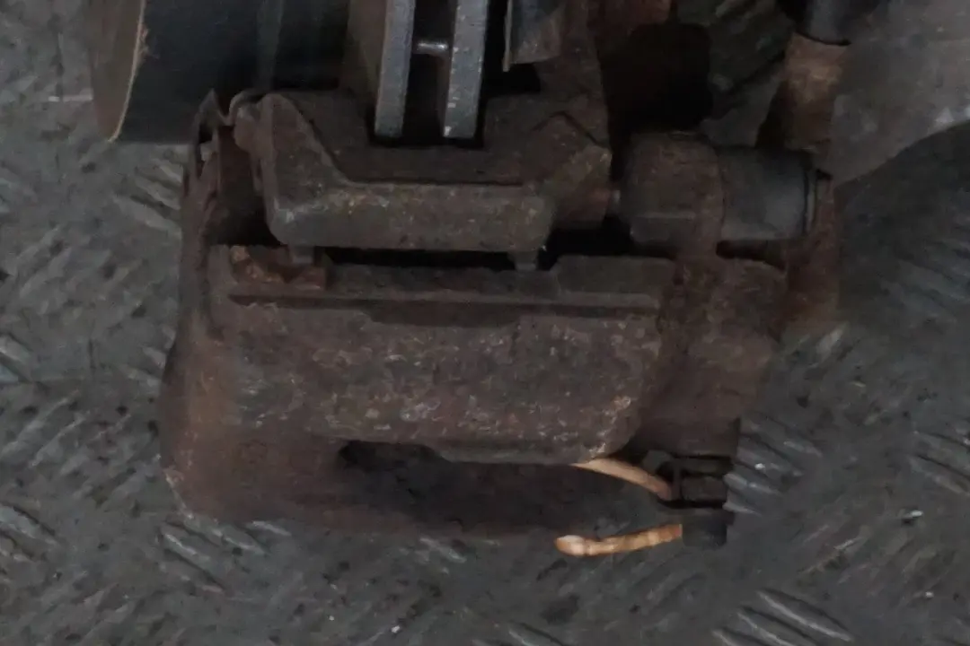  *BMW X3 er E83 LCI 2.5si N52N Längslenker Bremsscheibe Abtriebswelle Rechts - SKU 3420502 - Teilenummer 3420501