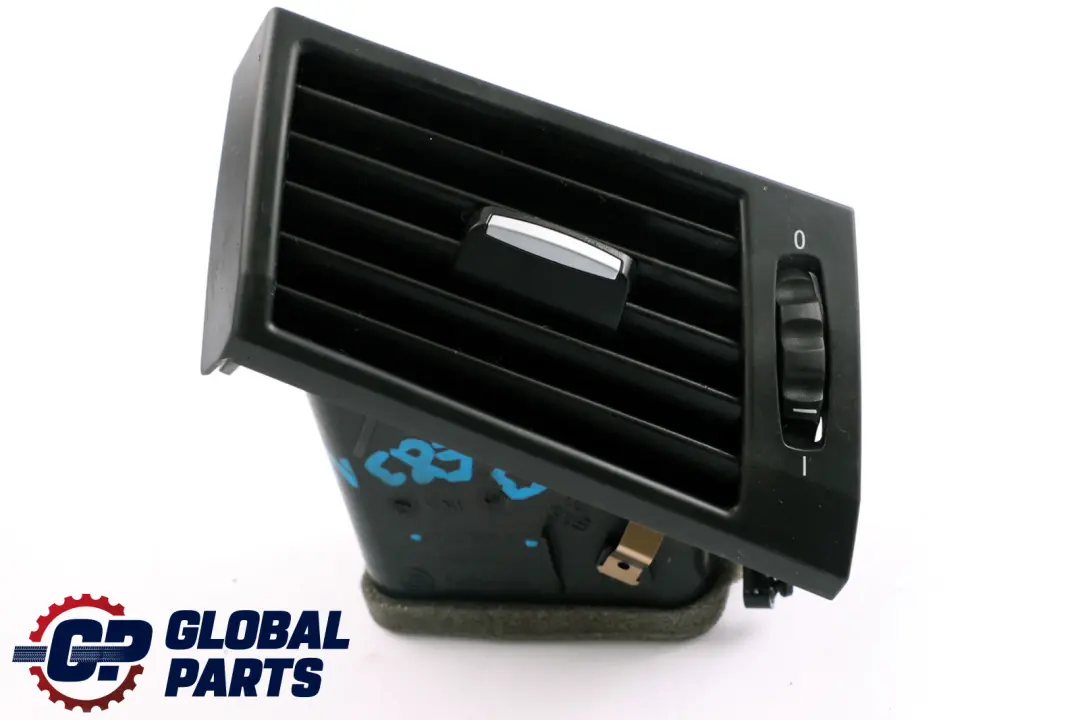 Prawa Kratka Nawiewu Wlot Powietrza do BMW X3 E83 LCI o numerze 3420584 BMW X3 E83 LCI Prawa Kratka Nawiewu Wlot Powietrza - SKU 3420584 - Numer Części 3420584