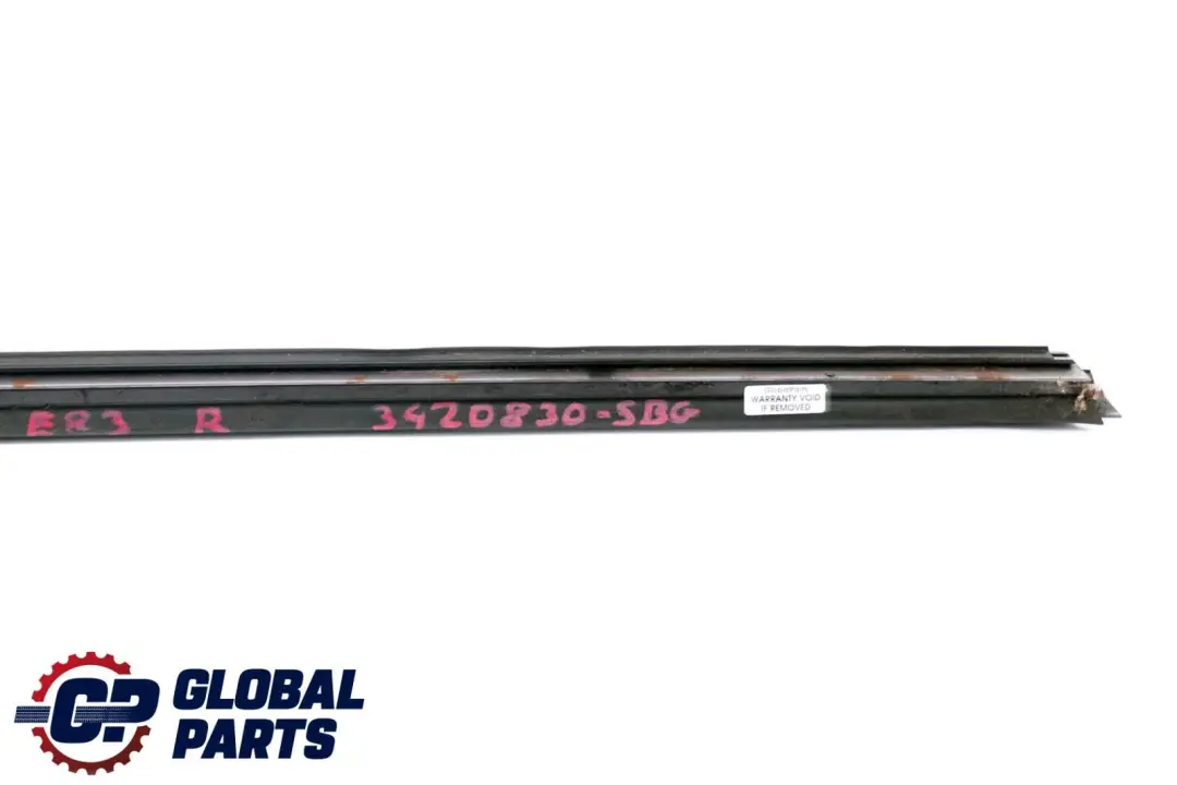BMW X3 E83 Delantero Derecho Parabrisas Moldura de goteo Trim Silbergrau A08 - SKU 3420830-SBG - Número de pieza 3420830