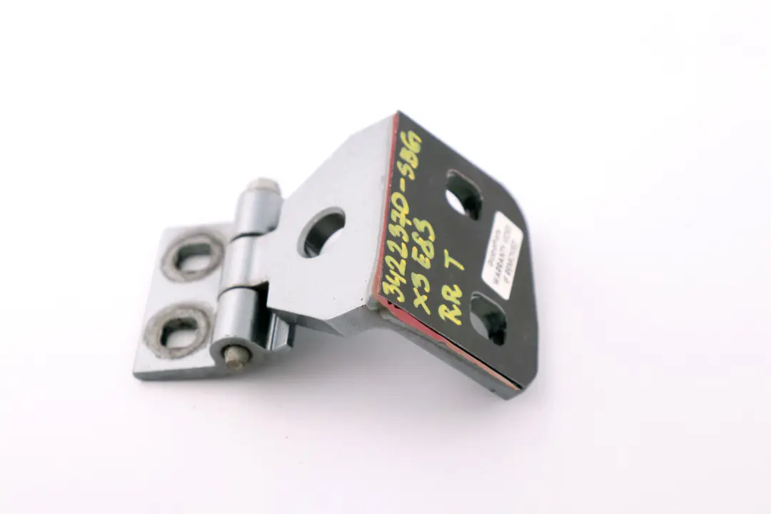 BMW E83 Puerta Trasera Derecha Bisagra Superior Gris Plata A08 - SKU 3422370-SBG - Número de pieza 3402820